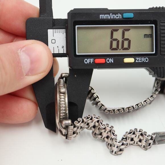 Vintage Fossil Womens Two Tone Watch 27mm Round Dial Steel Bracelet ES3589 Works - Picture 3 of 14